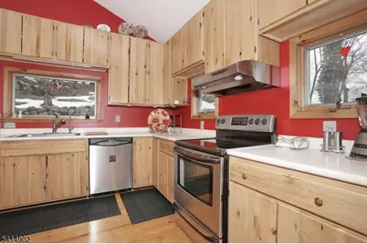 390 Lakeview Ave, Ringwood, NJ 07456 - Photo 13