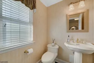 13 Knox Ct, Bernards Township, NJ 07920 - Photo 7