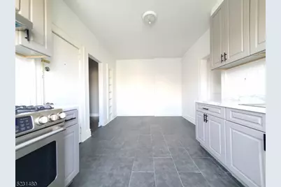 297 Chestnut St #2, Kearny, NJ 07032 - Photo 7