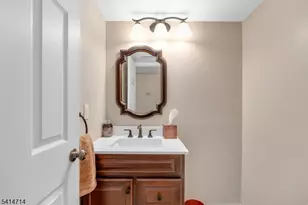 74 Academy Ct, Bedminster Township, NJ 07921 - Photo 15