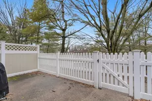 74 Academy Ct, Bedminster Township, NJ 07921 - Photo 27