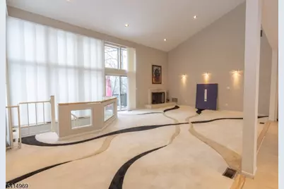 22 Post Ln, Livingston, NJ 07039 - Photo 5