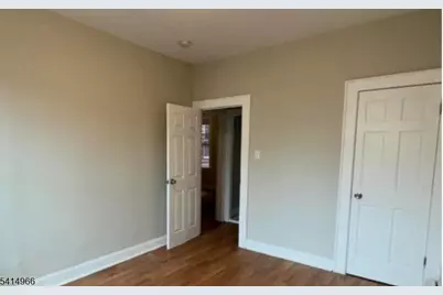 307 Clinton Pl, Newark, NJ 07112 - Photo 9