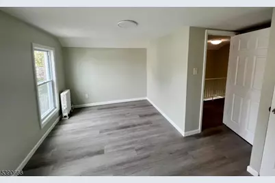 28 Harmony St, North Plainfield, NJ 07060 - Photo 11