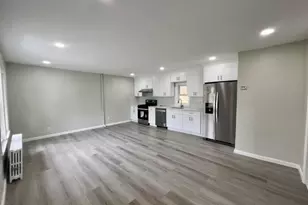 28 Harmony St, North Plainfield, NJ 07060 - Photo 1