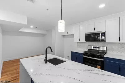 37 S 7th St #3, Newark, NJ 07107 - Photo 7