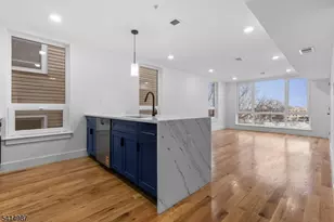 37 S 7th St, Newark, NJ 07107 - Photo 9