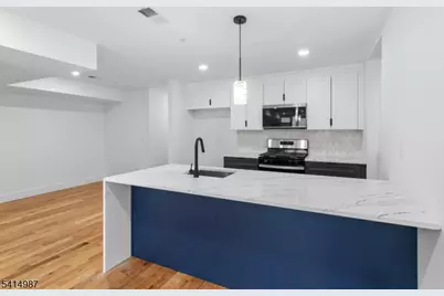 37 S 7th St #3, Newark, NJ 07107 - Photo 3