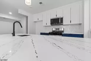 37 S 7th St, Newark, NJ 07107 - Photo 17