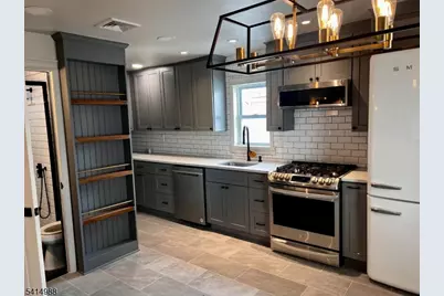 51 Delaware St, Elizabeth, NJ 07206 - Photo 7