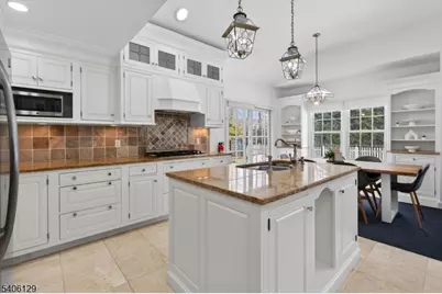 236 White Oak Ridge Rd, Millburn Twp., NJ 07078 - Photo 7