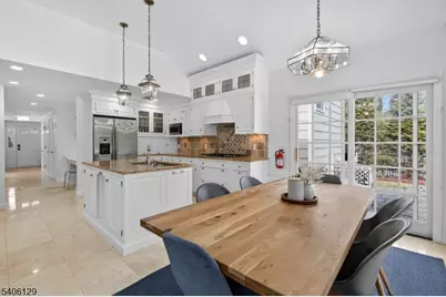 236 White Oak Ridge Rd, Millburn Twp., NJ 07078 - Photo 9