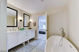 736 Station Rd, Dunellen, NJ 08812 - Photo 33