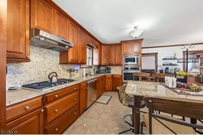 749 Cleveland Ave, Elizabeth, NJ 07208 - Photo 11