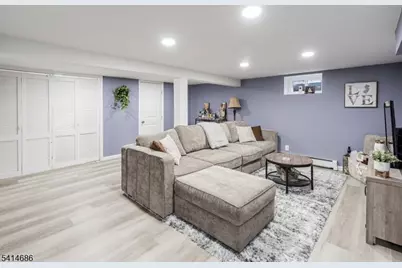 17 Woodstone Rd, Rockaway, NJ 07866 - Photo 9