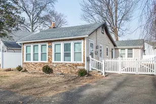 315 Lake Shore Dr, Parsippany, NJ 07054 - Photo 1