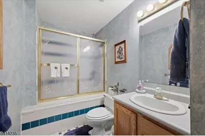 142 N Locust Lake Rd, Hope Township, NJ 07825 - Photo 23