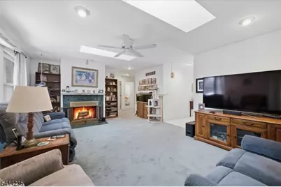 142 N Locust Lake Rd, Hope Township, NJ 07825 - Photo 11