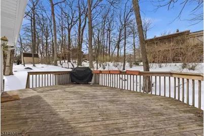 14 Marshall Trl, Hopatcong, NJ 07843 - Photo 25