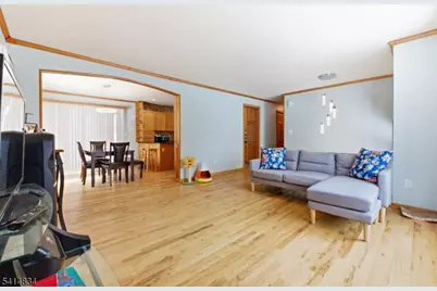 14 Marshall Trl, Hopatcong, NJ 07843 - Photo 3