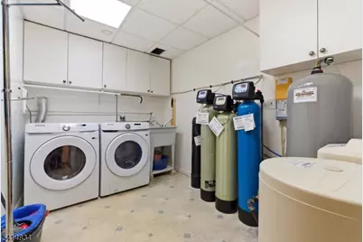 14 Marshall Trl, Hopatcong, NJ 07843 - Photo 21