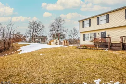 46A Walnut St, Pompton Lakes, NJ 07442 - Photo 3