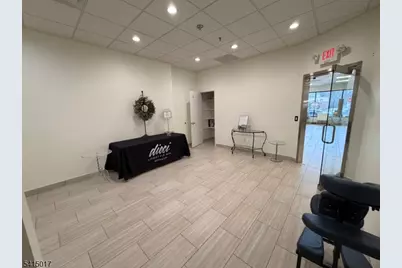 90 W Mount Pleasant Ave, Livingston, NJ 07039 - Photo 5