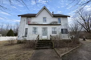 172 Maple Rd, Franklin, NJ 07416 - Photo 1