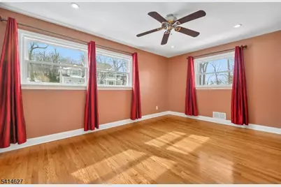 149 Hillside Ave, Berkeley Heights Township, NJ 07922 - Photo 11