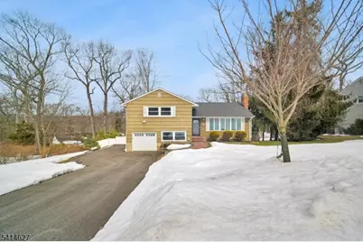 149 Hillside Ave, Berkeley Heights Township, NJ 07922 - Photo 1