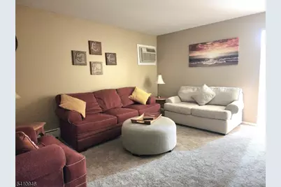 10 Sunrise Ave, Bloomingdale, NJ 07403 - Photo 3