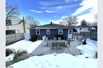 10 Sunrise Ave, Bloomingdale, NJ 07403 - Photo 29