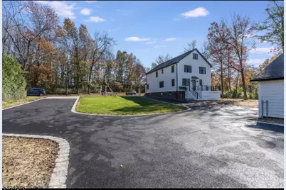76 Burnet Rd, Florham Park, NJ 07940 - Photo 23