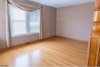 69 Penobscot St, Clifton, NJ 07013 - Photo 5