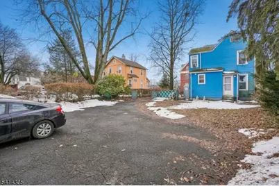 68 Chestnut St, Montclair, NJ 07042 - Photo 31