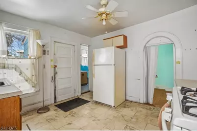 68 Chestnut St, Montclair, NJ 07042 - Photo 13