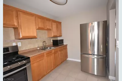 65-1B Knox Ter #1B, Wayne, NJ 07470 - Photo 3