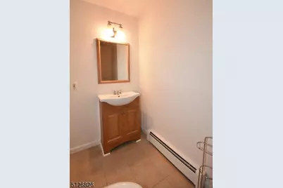 65-1B Knox Ter #1B, Wayne, NJ 07470 - Photo 9