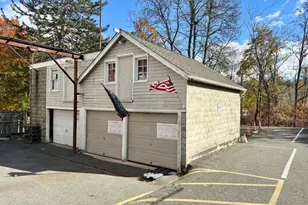 11 Park Pl, Verona, NJ 07044 - Photo 1