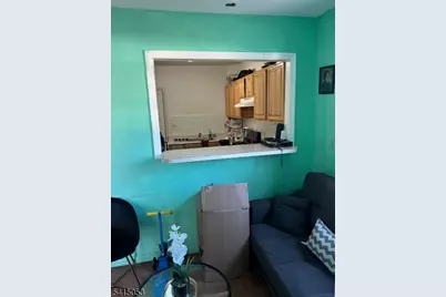 137 Oswald Pl, Union Township, NJ 07088 - Photo 5