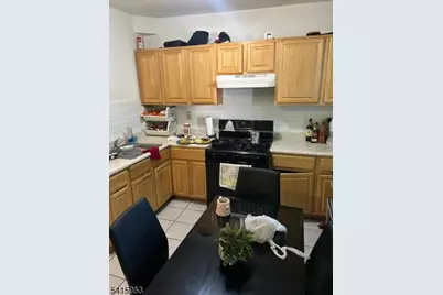 137 Oswald Pl, Union Township, NJ 07088 - Photo 9