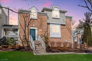 40 Primrose Ln, Long Hill Township, NJ 07933 - Photo 1