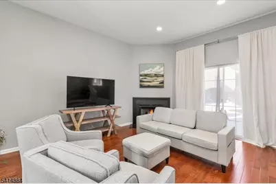 40 Primrose Ln, Long Hill Township, NJ 07933 - Photo 5