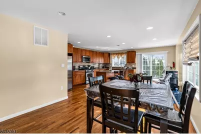 226 Pennsylvania Railroad A, Linden, NJ 07036 - Photo 17