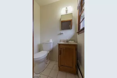 318 Kennedy Dr, Linden, NJ 07036 - Photo 15