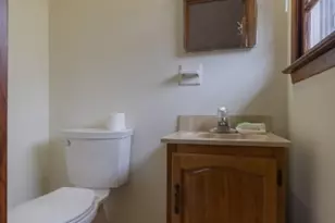 318 Kennedy Dr, Linden, NJ 07036 - Photo 15