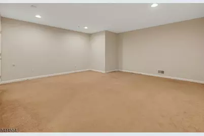 24 Dudley Ct, Green Brook Township, NJ 08812 - Photo 31