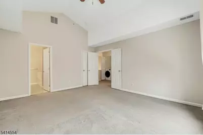 24 Dudley Ct, Green Brook Township, NJ 08812 - Photo 19