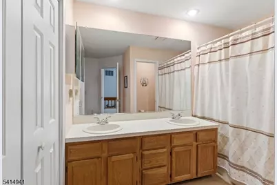 20 Heritage Ct, Jefferson Township, NJ 07438 - Photo 21