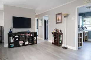 322 Richard Mine Rd N4, Rockaway Township, NJ 07885 - Photo 3